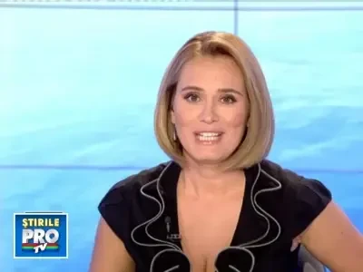 A ramas suspendata pe un pod mobil in timp ce mergea cu masina!