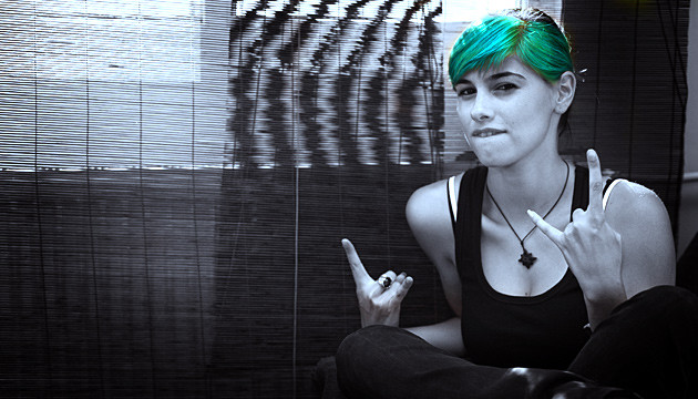 Alice dezvaluie secretul vopsitului verde!