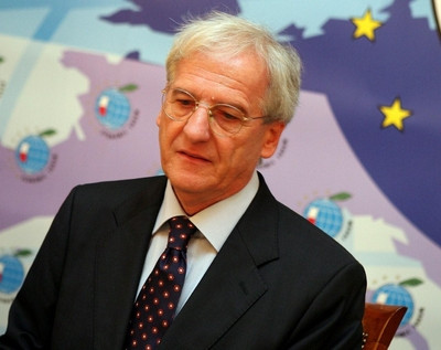 Relatii diplomatice tensionate intre Ungaria si Slovacia!