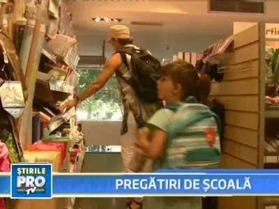 Inceputul de an scolar bate la usa! Picii vedetelor se pregatesc si ei!