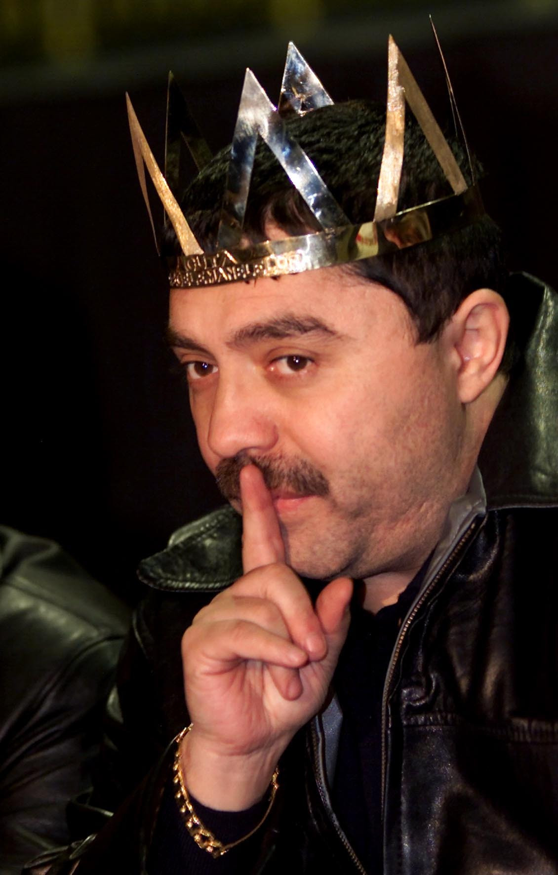 Guta: "Basescu s-a aliniat majoritatii. Manelele a cucerit toate varstele"