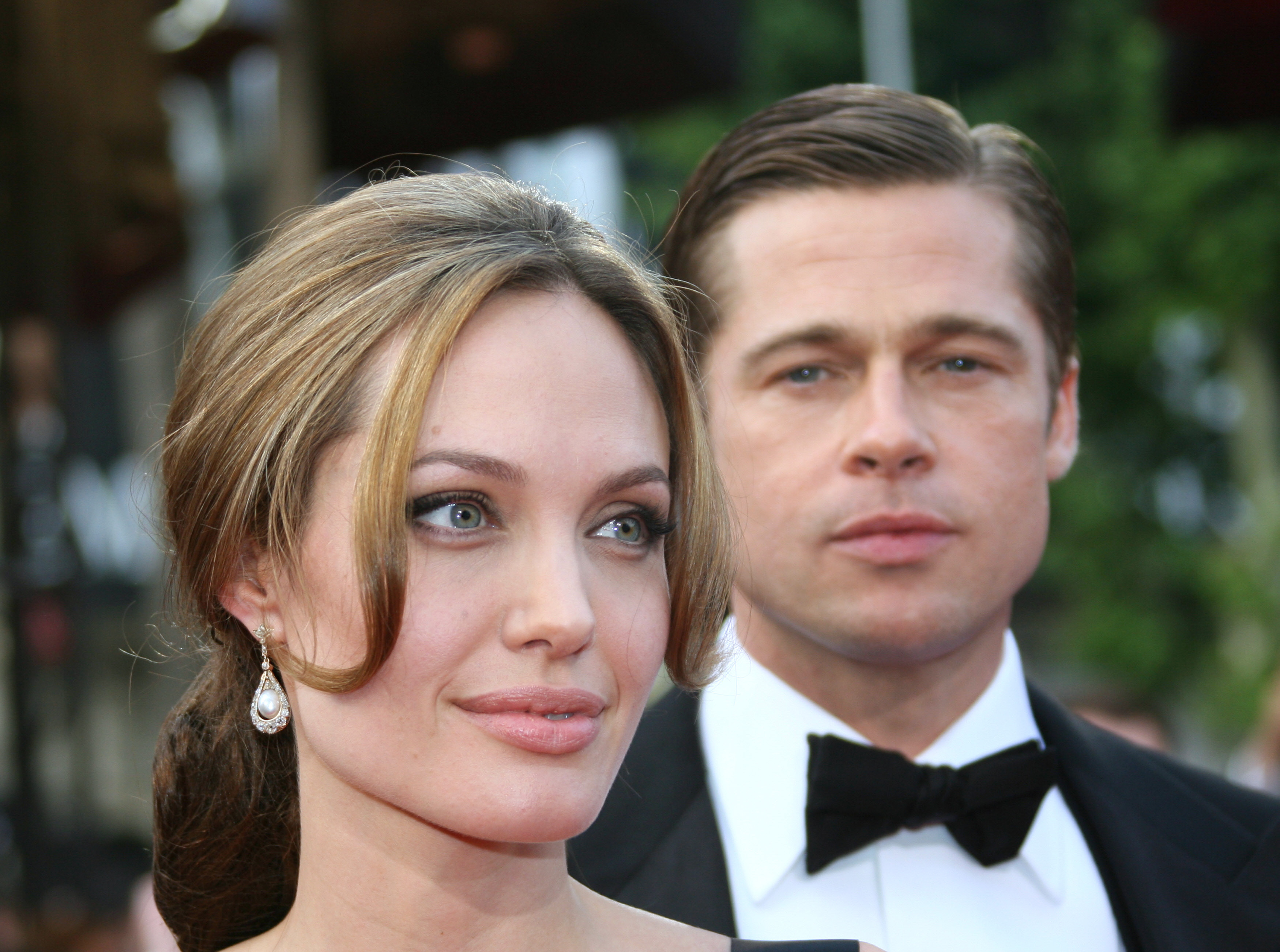 Adio, dar raman cu tine! Angelina Jolie si Brad Pitt, impreuna in public!