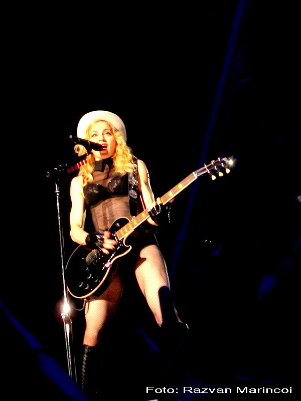 Madonna, de aproape! Vezi IMAGINI inedite!