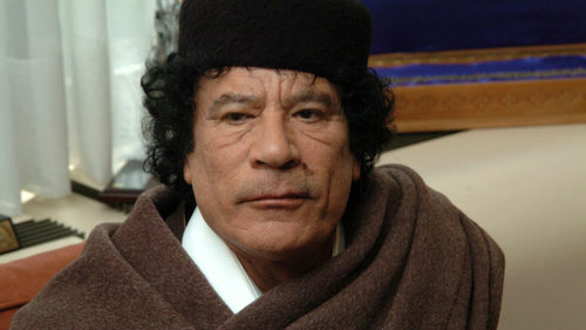 Muammar Gaddafi este "mai rau" decat Saddam Hussein