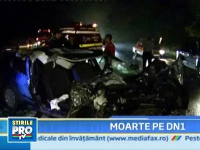 Doi morti si doi raniti, dupa ce doua masini s-au ciocnit violent pe DN1