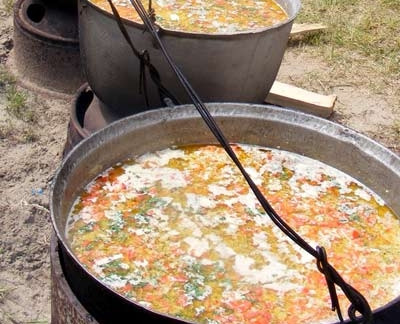 La tigaie, tavalit in malai,pe gratar sau in saramura. A fost ziua pestelui