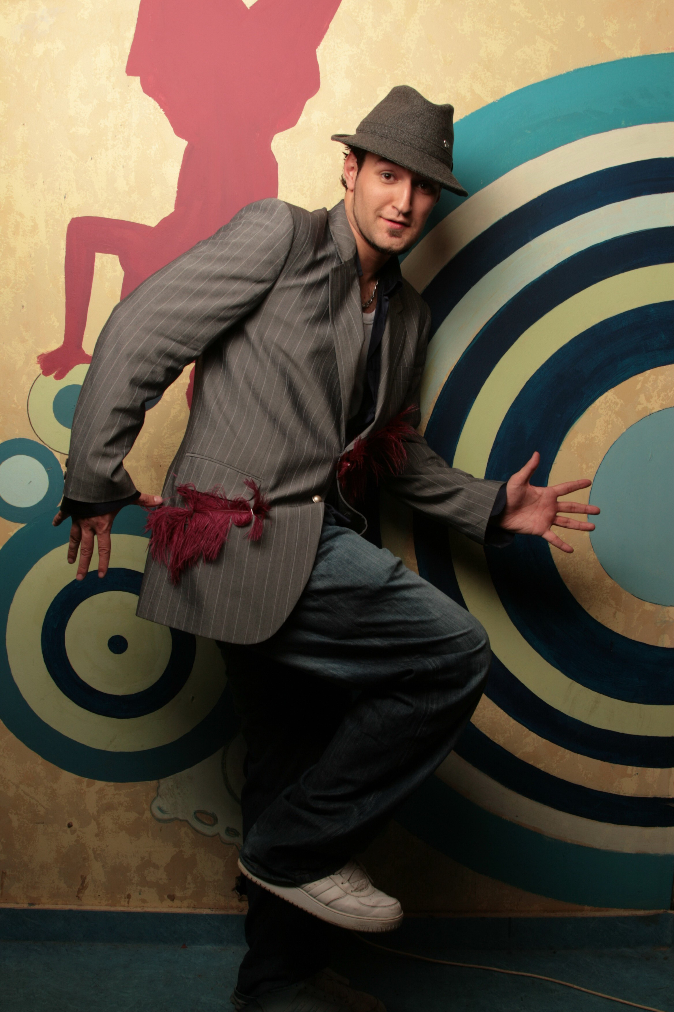 Smiley isi prezinta “casa” la Euro Top 20!