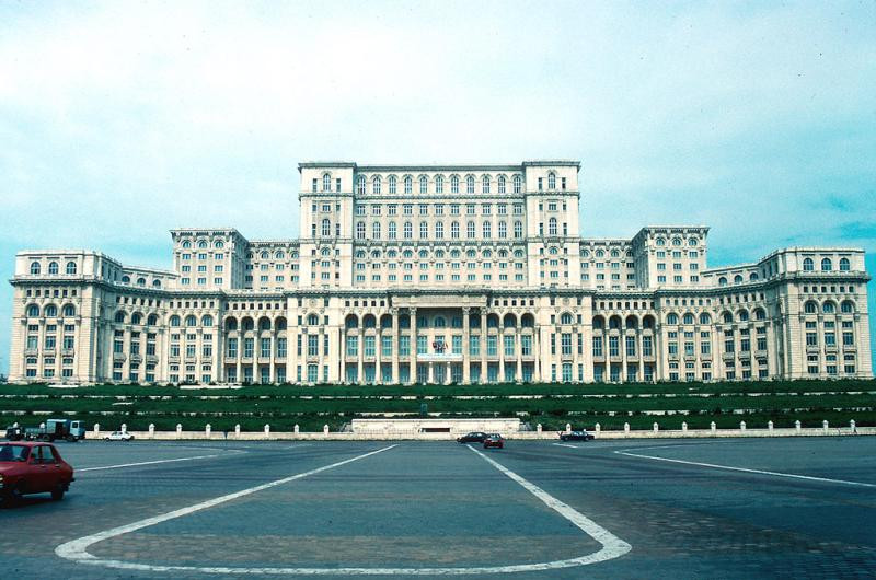 Ne mai trebuie vreo 40 de ani sa ajungem la standarde europene!