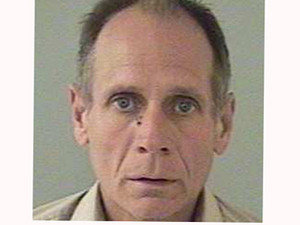 Rapitorul lui Jaycee Dugard a violat o adolescenta de 14 ani