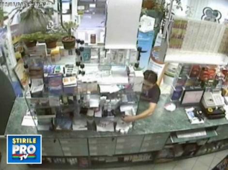 Uite cat de usor se fura in Romania, partea a II-a: hotie in farmacie!
