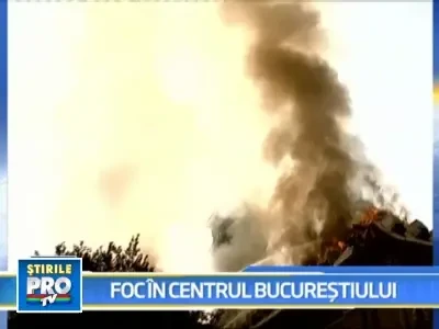 Foc la Primaria Sectorului 1! Acoperisul a fost distrus!