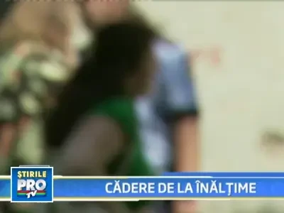 Un alpinist utilitar a murit dupa ce a cazut de la etajul 8!