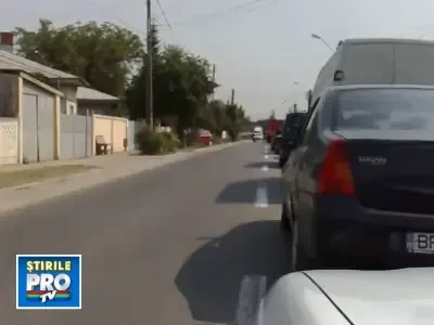 "Drama" unui motociclist: se ridica pe o roata, apoi cade dintr-odata!