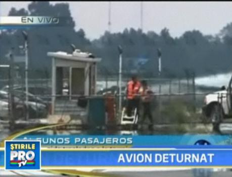 Avion cu 112 pasageri la bord, deturnat de un fanatic religios din Mexic!
