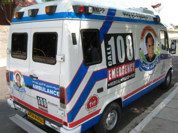 Atentat cu bomba intr-un restaurant din India. Cel putin noua morti