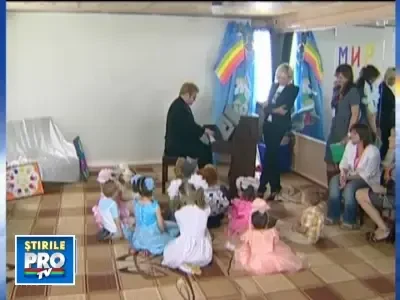 La 62 de ani, Elton John vrea sa adopte un copil!