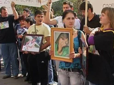 Protest dupa doi ani de la explozia unui bloc din Zalau!