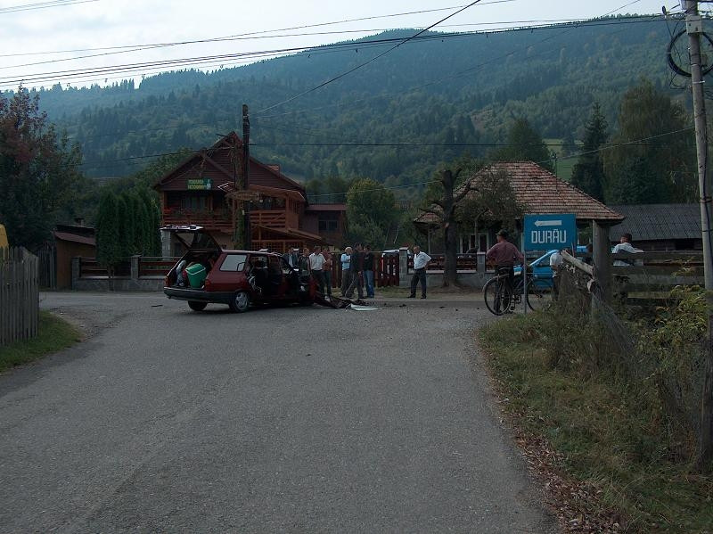 Masina spulberata de autocar: vezi ce spune soferul Daciei despre accident!