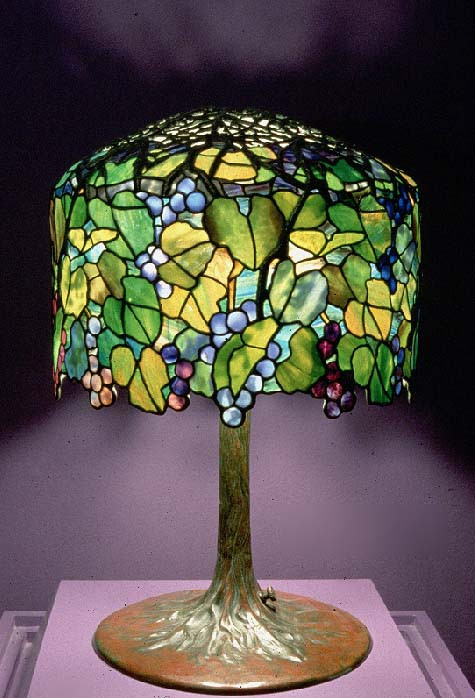 Expozitie inedita Louis Tiffany, la Paris!