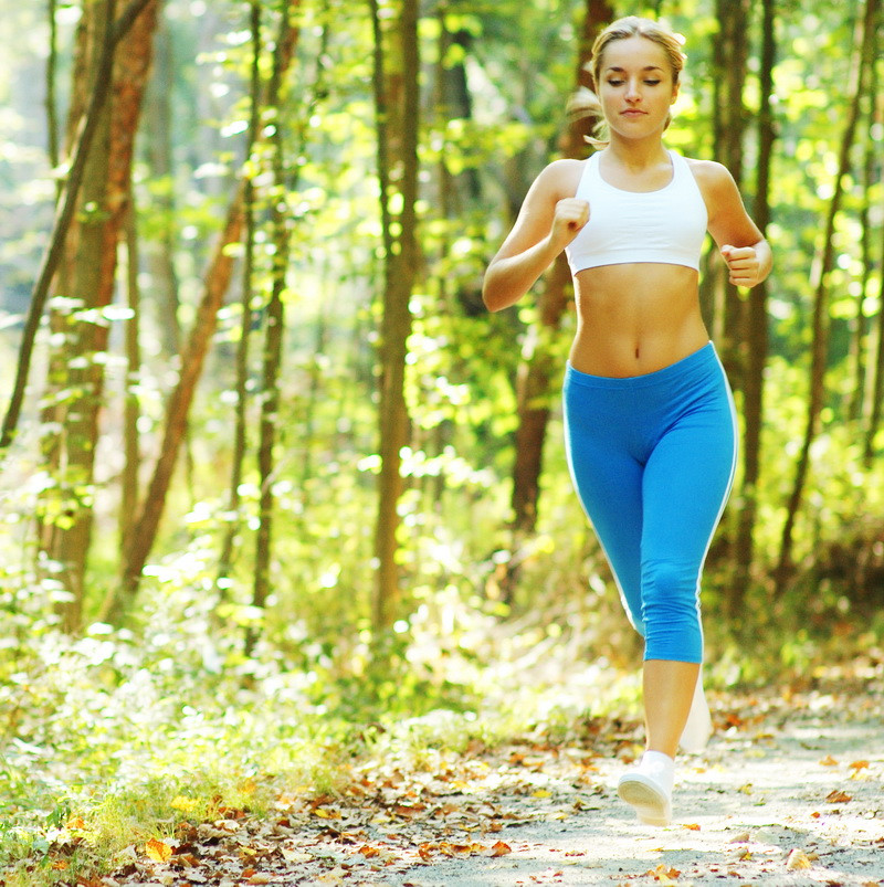Criza economica scoate romanii din salile de gimnastica, in parcuri