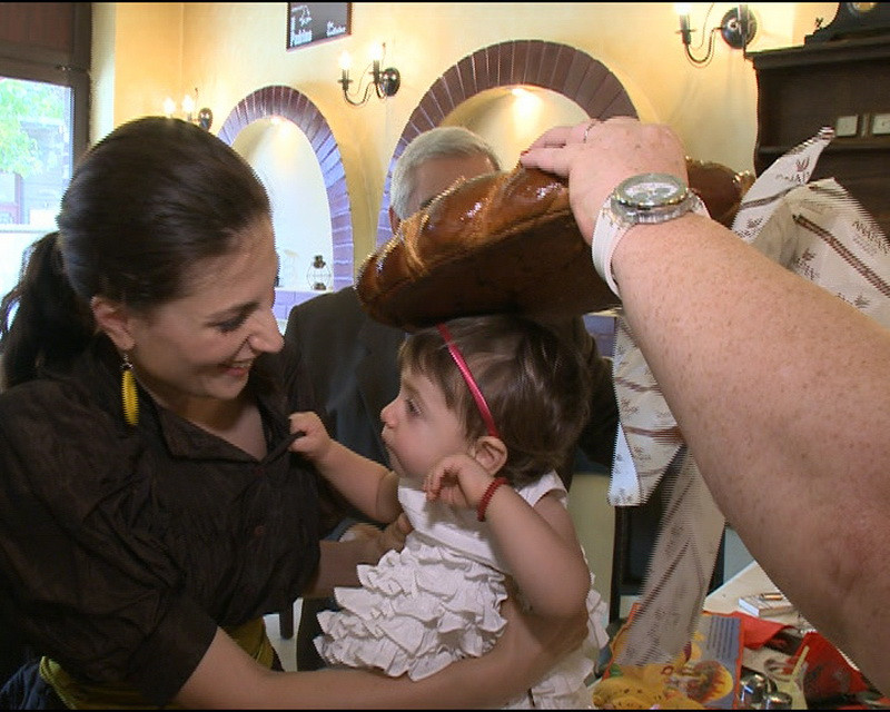 Ioana Ginghina si Alexandru Papadopol au rupt turta fiicei lor