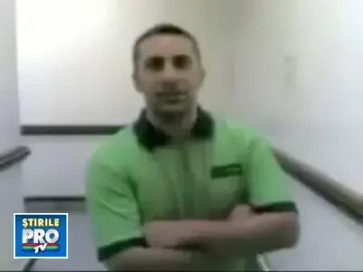 Razbunarea fostului angajat: linge puiul si-l pune la loc in raft! VIDEO