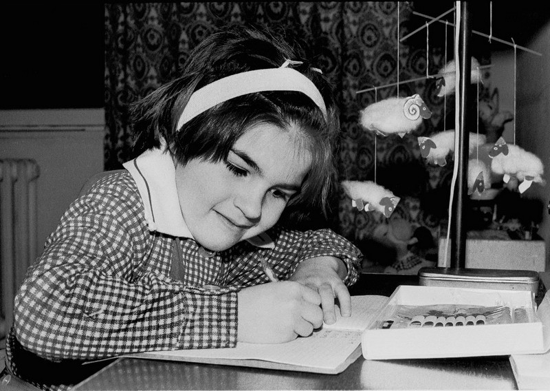 Anca Nastasi isi aduce aminte cum mergea la cules de cartofi, la scoala