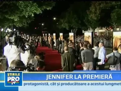 Jennifer Aninston si-a lansat cel mai nou film, "Love Happens"!