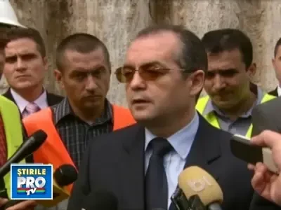 Ecaterina Andronescu, amenintata de Boc cu remanierea