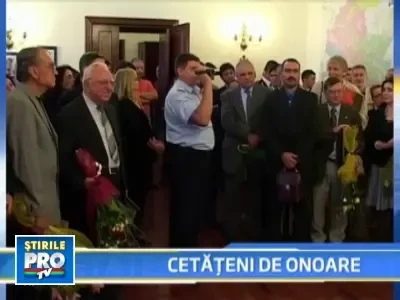 55 de romani au primit diplome pentru ca fac cinste tarii!