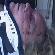 Ea e SUPRAVIETUITOAREA! A trait 5 zile cu apa de ploaie stoarsa din par!!!