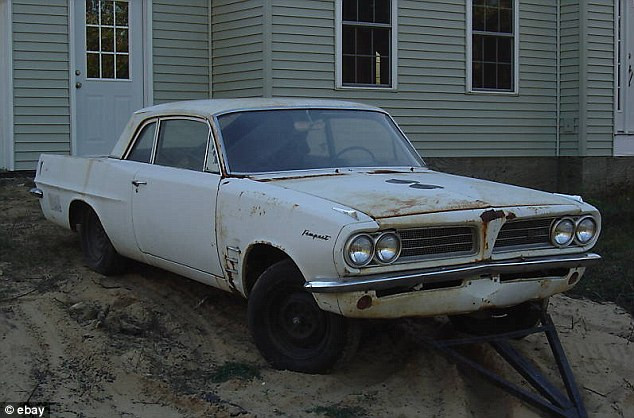 Rabla scoasa la licitatie pentru 500 de dolari, vanduta cu 227.000!