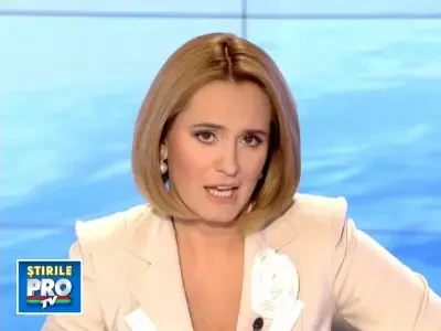 Distractie la razie! Brigada antidrog joaca Wii in casa traficantului