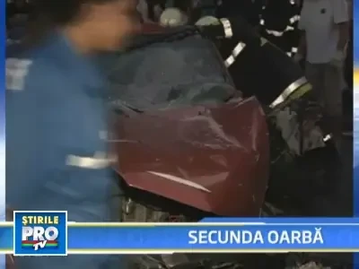 Timisoara: trei raniti, trei masini lovite si un troleibuz sifonat