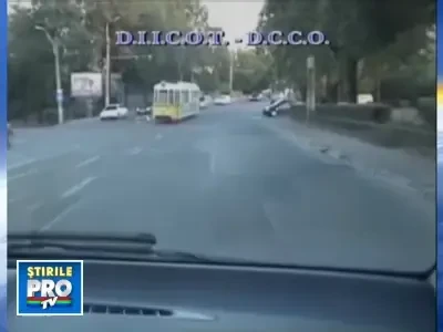 Traficant prins in timp ce incerca sa vanda 250 de grame de canabis