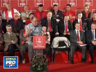 Iliescu despre Basescu: "Cine plange usor? Medicii spun ca alcoolicii!"
