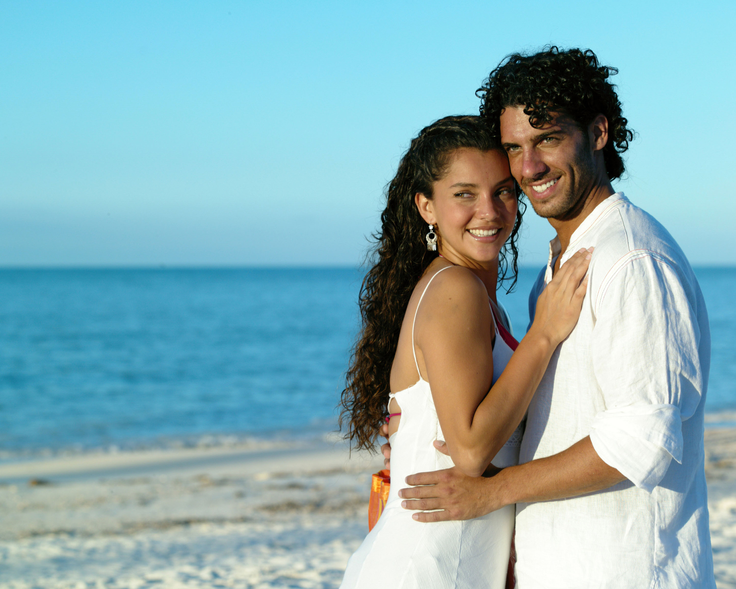 “Paradisul blestemat” isi dezvaluie misterele, ACASA!