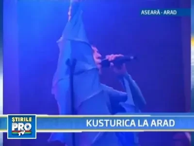Emir Kusturica a ridicat publicul aradean in picioare