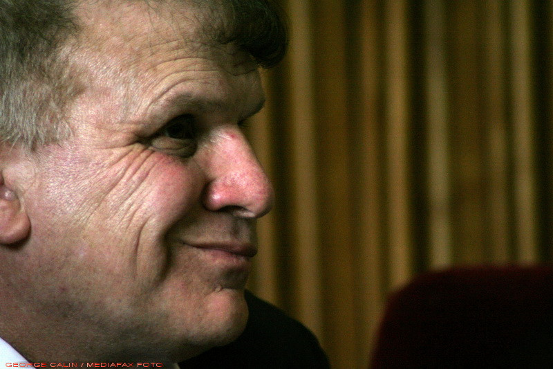 Perchezitie in casa lui Nati Meir. Fostul parlamentar este acuzat din nou de inselaciune