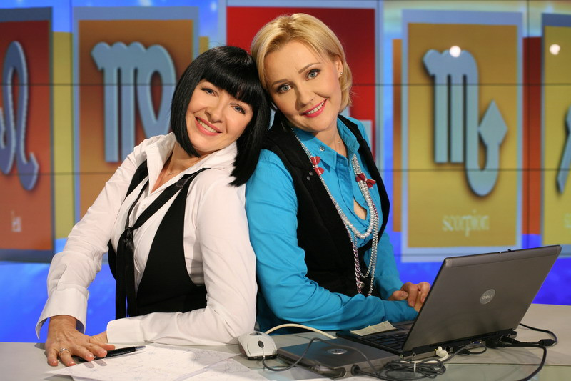 Cum stam cu iubirea de Valentine's Day? Afla aici de la Neti si Elena