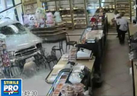 A intrat cu SUV-ul in patiserie! VEZI VIDEO!