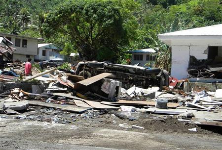 Cosmarul, in imagini! Vezi VIDEO cu tsunami din insulele Samoa!
