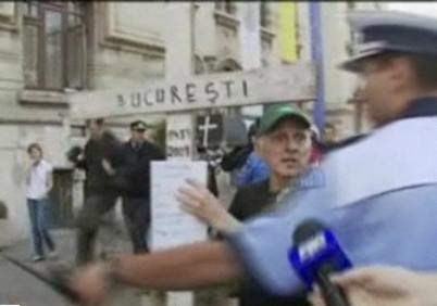 Scandal mare la ceremonia de inmormantare a Bucurestiului! Vezi VIDEO!