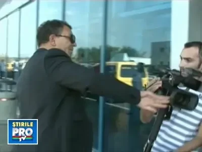 Cameramanul agresat de antrenorul lui Panathinaikos si-a luat casca de box!