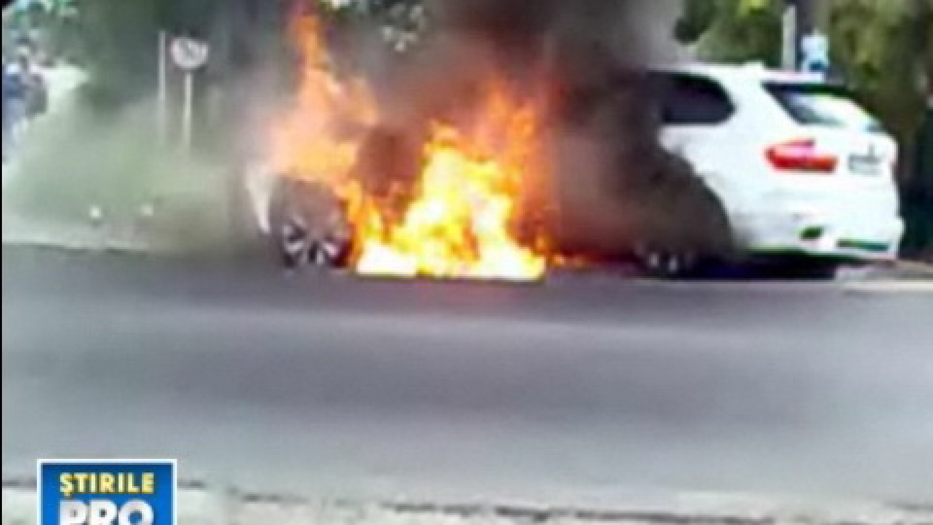 Un BMW X5 s-a transformat in torta, in apropiere de Ploiesti!