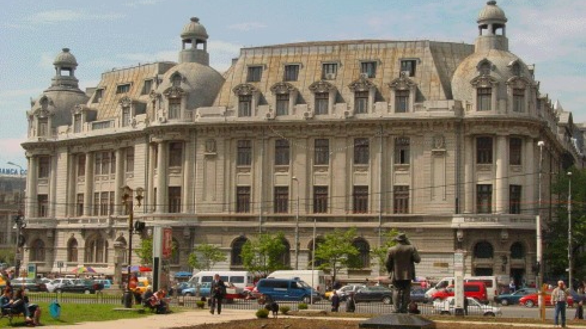 Pentru unii muma, pentru altii ciuma! Studentii au inceput cursurile