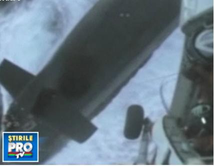 Operatiune de evacuare spectaculoasa a unui bolnav de pe un submarin in SUA