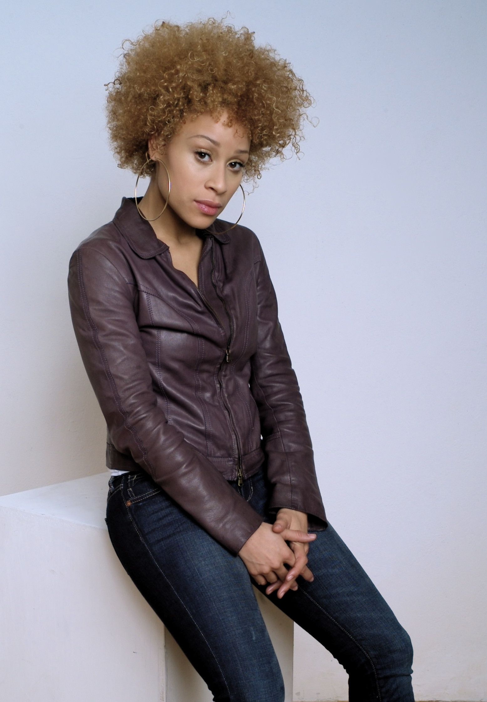 Oceana isi lanseaza, in direct, la ProFM, singleul “Pussycat On A Leash!"