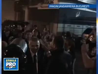 Taraboi mare in fata stadionului Dinamo!