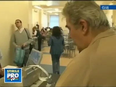 Romania, tara saracilor! Cantinele sociale sunt supraaglomerate